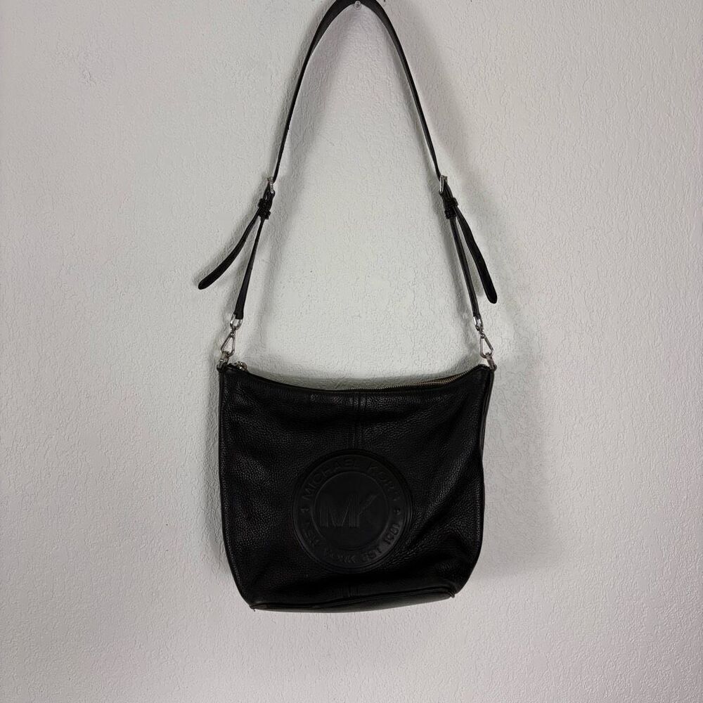 Michael Kors Black Pebbled Leather Fulton Sport Shoulder Purse‎ Big Logo